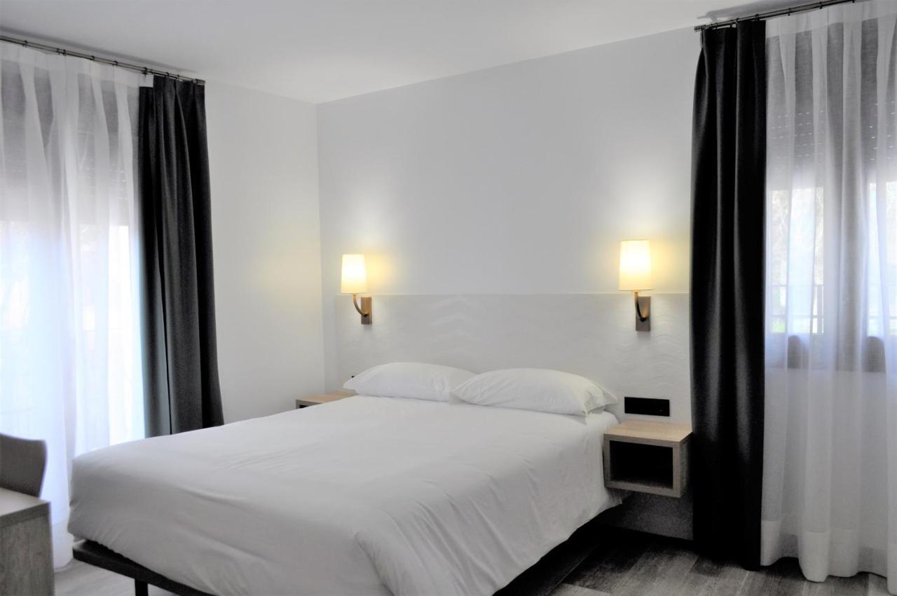 Hostal Restaurante Villa De Brihuega Ngoại thất bức ảnh