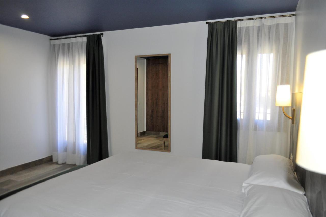 Hostal Restaurante Villa De Brihuega Ngoại thất bức ảnh