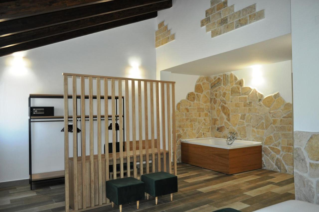Hostal Restaurante Villa De Brihuega Ngoại thất bức ảnh